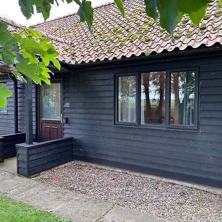 The Farmhouse At Fincham Exterior photo